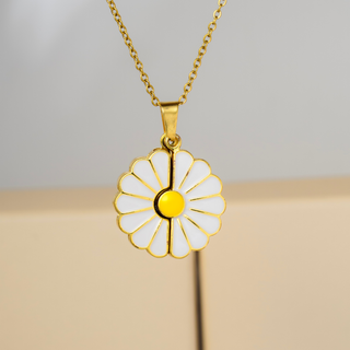 Hidden Message Daisy Necklace