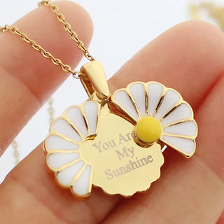 Hidden Message Daisy Necklace